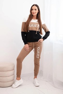 Komplet z nadrukiem Yourself ecru+camelowy