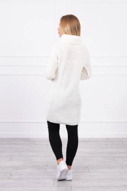 Sweter z golfem ecru