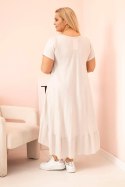Sukienka damska plus size z krótkim rękawem i falbaną z lekkiej wiskozy beżowa