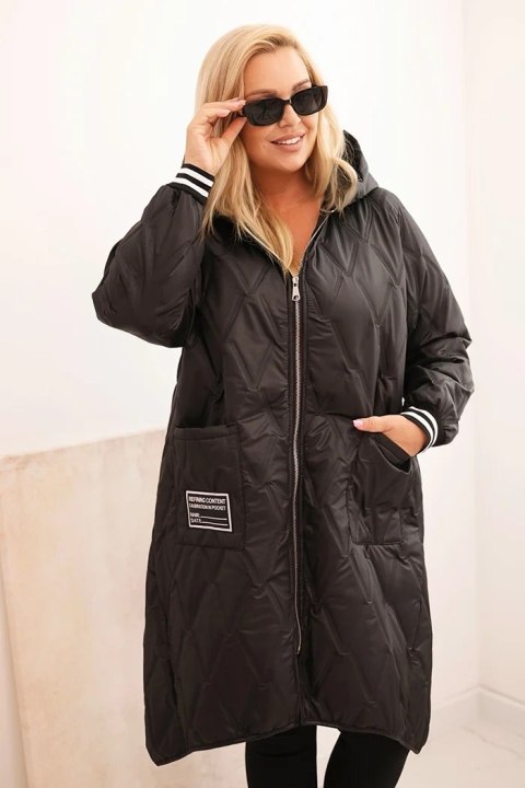 Kurtka damska Plus Size pikowana z kapturem i sportowymi mankietami czarna
