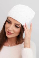 Czapka damska zimowa wełniana z ażurowym wzorem K427 biała