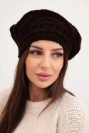 Czapka damska zimowa wełniana o luźnym fasonie i ozdobnym splocie K378 brązowa
