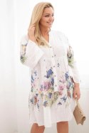 Sukienka damska bawełniana Plus Size z dekoltem V i guzikami kwiatowy wzór biała