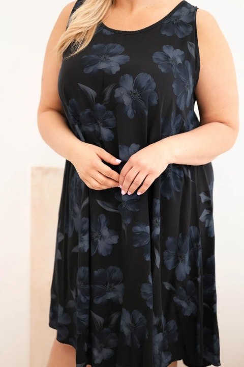 Sukienka damska Plus Size wiskozowa w kwiaty na ramiączkach czarna