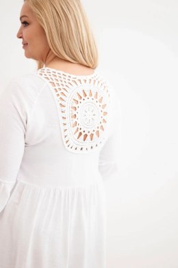 Sukienka damska Plus Size wiskozowa z ażurowym zdobieniem biała