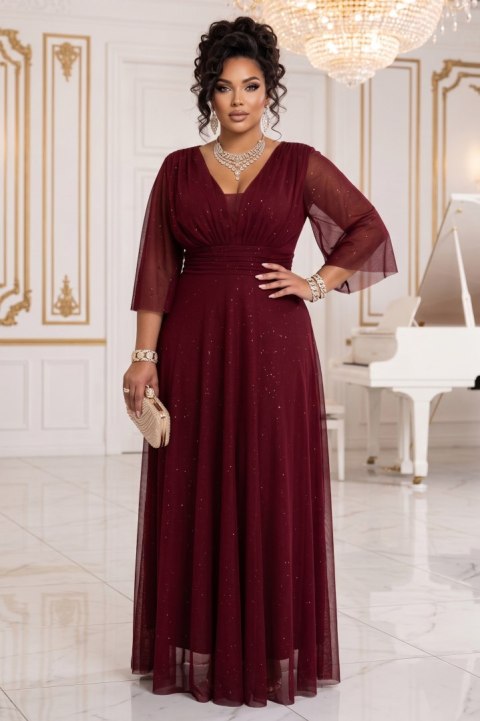 654-6 Długa połyskująca sukienka plus size z dekoltem i transparentnym rękawkiem - bordowa