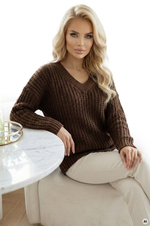 661-2 Ciepły sweter oversize o mięsistym splocie i dekolcie V - czekoladowy