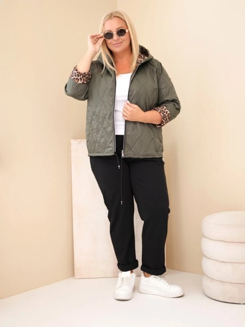 Kurtka damska Plus Size z kapturem i panterkowym wykończeniem khaki